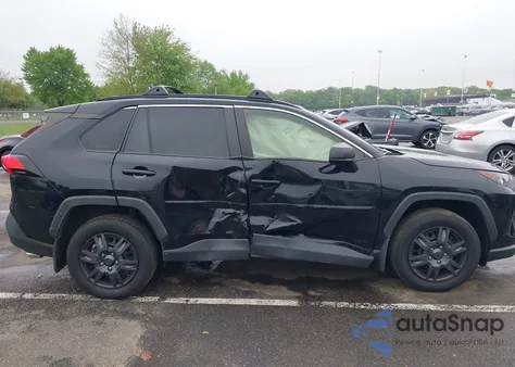 2019 Toyota Rav4 Le z USA, uszkodzony, nr VIN JTMF1RFV6KD016360